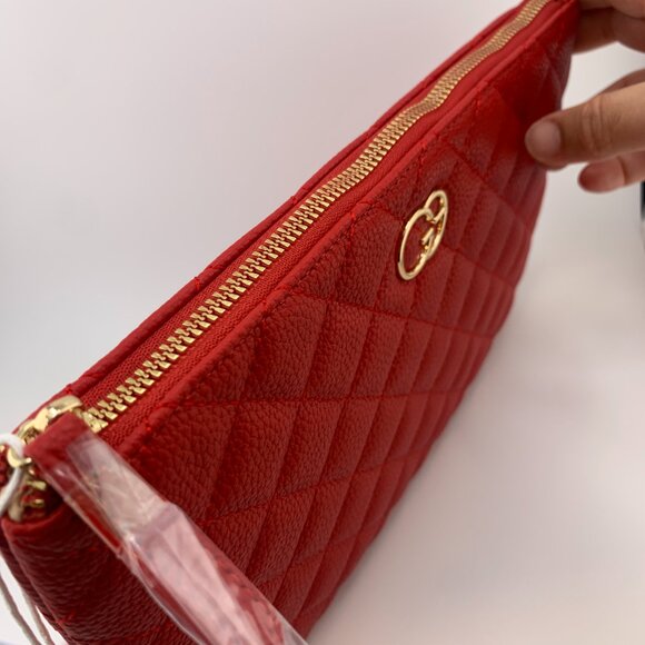 Grace Elizabeth Quilted Pouch Crossbody Bag - Picture 7 of 7